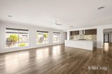 https://images.listonce.com.au/custom/160x/listings/11-zenith-road-beveridge-vic-3753/954/01987954_img_02.jpg?cTu-D15afX0