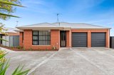 https://images.listonce.com.au/custom/160x/listings/110-bella-julia-place-lara-vic-3212/531/01028531_img_01.jpg?pZAplQp6ycQ