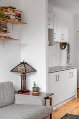 https://images.listonce.com.au/custom/160x/listings/110-cook-street-brunswick-west-vic-3055/375/01111375_img_10.jpg?-qa-M7oDWMQ