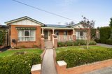 https://images.listonce.com.au/custom/160x/listings/110-lemana-crescent-mount-waverley-vic-3149/433/01723433_img_01.jpg?oRGykq2xgqM