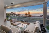 https://images.listonce.com.au/custom/160x/listings/110-marine-parade-st-kilda-vic-3182/827/01174827_img_01.jpg?VRghYgmU_o4