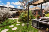 https://images.listonce.com.au/custom/160x/listings/110-melville-road-pascoe-vale-south-vic-3044/182/01567182_img_23.jpg?gOECE6__3K4