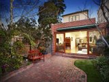 https://images.listonce.com.au/custom/160x/listings/110-mitford-street-elwood-vic-3184/002/01794002_img_04.jpg?zzMrkVw9JfU