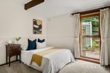 https://images.listonce.com.au/custom/160x/listings/110-mount-pleasant-road-eltham-vic-3095/333/01986333_img_13.jpg?DxW5Ot7CurA