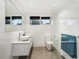 https://images.listonce.com.au/custom/160x/listings/110-oban-road-ringwood-north-vic-3134/220/00621220_img_06.jpg?tQiVeuaJxDw