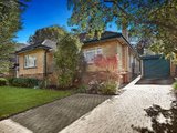 https://images.listonce.com.au/custom/160x/listings/110-strabane-avenue-balwyn-vic-3103/897/01684897_img_01.jpg?IeeALlfcUFg