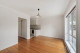 https://images.listonce.com.au/custom/160x/listings/110-walsh-street-ormond-vic-3204/722/00715722_img_02.jpg?CwkgnSXnCsM