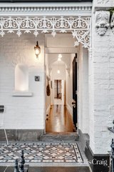 https://images.listonce.com.au/custom/160x/listings/110-wilson-street-brunswick-vic-3056/637/01810637_img_02.jpg?piTzSG0jW3M