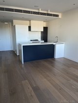 https://images.listonce.com.au/custom/160x/listings/1102-hobson-street-south-yarra-vic-3141/498/01694498_img_04.jpg?kUo1jZabfcw
