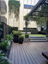 https://images.listonce.com.au/custom/160x/listings/1102-hobson-street-south-yarra-vic-3141/498/01694498_img_07.jpg?ySGc5vVOGPU