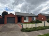 https://images.listonce.com.au/custom/160x/listings/1102-main-road-riddells-creek-vic-3431/311/01985311_img_16.jpg?SZVs9HzVWCs