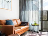https://images.listonce.com.au/custom/160x/listings/1102-pine-avenue-elwood-vic-3184/204/01811204_img_04.jpg?iz4tNbtLdbQ
