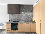 https://images.listonce.com.au/custom/160x/listings/1102-pine-avenue-elwood-vic-3184/204/01811204_img_07.jpg?R9jBu0qgUws