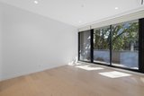 https://images.listonce.com.au/custom/160x/listings/11021-23-irving-avenue-box-hill-vic-3128/894/01976894_img_03.jpg?jI2T_OOum3s