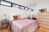 https://images.listonce.com.au/custom/160x/listings/11026-merri-parade-northcote-vic-3070/951/00752951_img_05.jpg?B20WJILby10