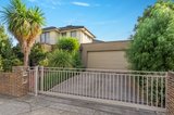 https://images.listonce.com.au/custom/160x/listings/1103-church-road-doncaster-vic-3108/068/01901068_img_06.jpg?IOokI0rg2Jg