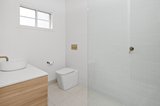 https://images.listonce.com.au/custom/160x/listings/1104-tanti-avenue-mornington-vic-3931/521/01720521_img_05.jpg?89tVJrbTM-I