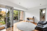 https://images.listonce.com.au/custom/160x/listings/1105-crown-street-richmond-vic-3121/363/01705363_img_07.jpg?V4nb7KVXO0c