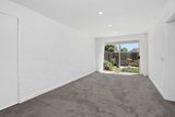 https://images.listonce.com.au/custom/160x/listings/1105-gertrude-street-geelong-west-vic-3218/742/01699742_img_05.jpg?54NtIoOCQDk