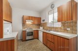 https://images.listonce.com.au/custom/160x/listings/1105-tambet-street-bentleigh-east-vic-3165/909/00848909_img_05.jpg?8oQ28OutrcE