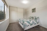 https://images.listonce.com.au/custom/160x/listings/1105-tambet-street-bentleigh-east-vic-3165/909/00848909_img_06.jpg?d_LE1aKyg94