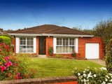 https://images.listonce.com.au/custom/160x/listings/1107-balwyn-road-balwyn-vic-3103/192/01685192_img_01.jpg?E2e_IFkvUpY