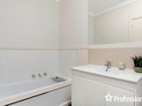 https://images.listonce.com.au/custom/160x/listings/1107-mount-view-parade-croydon-vic-3136/489/01526489_img_10.jpg?q_aBrKN6Hf0