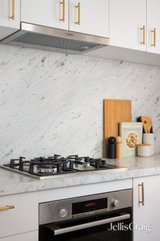https://images.listonce.com.au/custom/160x/listings/1109-george-street-east-melbourne-vic-3002/657/01771657_img_06.jpg?YbDa5e6MGRI