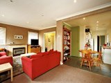 https://images.listonce.com.au/custom/160x/listings/1109-new-street-ringwood-vic-3134/515/00620515_img_05.jpg?eIOgn58SXlA