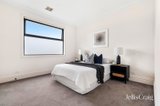 https://images.listonce.com.au/custom/160x/listings/111-anthony-drive-mount-waverley-vic-3149/959/01881959_img_13.jpg?ViD14ao1QQA