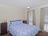 https://images.listonce.com.au/custom/160x/listings/111-burdoo-drive-grovedale-vic-3216/149/01699149_img_04.jpg?pseybxdjQmM