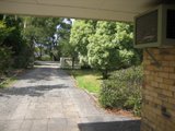 https://images.listonce.com.au/custom/160x/listings/111-cambridge-road-mooroolbark-vic-3138/182/01525182_img_03.jpg?ctytJ-x2K_o