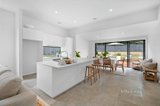 https://images.listonce.com.au/custom/160x/listings/111-clissold-street-black-hill-vic-3350/762/01310762_img_06.jpg?mQYTojJeYBE