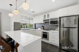 https://images.listonce.com.au/custom/160x/listings/111-coles-court-beaumaris-vic-3193/617/01857617_img_07.jpg?DCCjMVhQMy8