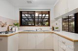 https://images.listonce.com.au/custom/160x/listings/111-davy-lane-forest-hill-vic-3131/058/01928058_img_03.jpg?jhRy0NGbfXw