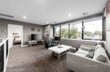 https://images.listonce.com.au/custom/160x/listings/111-gardenview-court-templestowe-vic-3106/458/01349458_img_09.jpg?HKUFlKIf03E