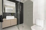 https://images.listonce.com.au/custom/160x/listings/111-glass-street-essendon-vic-3040/217/01489217_img_06.jpg?n_7SlTCznls