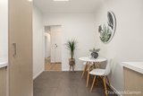 https://images.listonce.com.au/custom/160x/listings/111-herbert-street-st-kilda-vic-3182/359/01794359_img_07.jpg?pR8foW5nPps