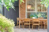 https://images.listonce.com.au/custom/160x/listings/111-hoffman-street-cheltenham-vic-3192/754/01821754_img_11.jpg?YZK3B-9wseo