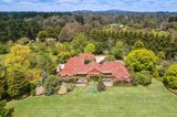 https://images.listonce.com.au/custom/160x/listings/111-kemp-road-new-gisborne-vic-3438/494/01137494_img_12.jpg?kij8VC32Npg