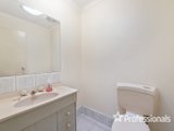 https://images.listonce.com.au/custom/160x/listings/111-meadow-road-croydon-north-vic-3136/637/01525637_img_09.jpg?-xcabQBL0uk