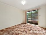 https://images.listonce.com.au/custom/160x/listings/111-meadow-road-croydon-north-vic-3136/637/01525637_img_12.jpg?-LgznT6XSH8