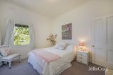 https://images.listonce.com.au/custom/160x/listings/111-muntzs-road-woodend-vic-3442/060/01815060_img_12.jpg?Yj75i-iiuP4