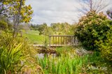 https://images.listonce.com.au/custom/160x/listings/111-muntzs-road-woodend-vic-3442/060/01815060_img_14.jpg?Emv1xw7zlxk