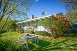 https://images.listonce.com.au/custom/160x/listings/111-muntzs-road-woodend-vic-3442/675/01896675_img_16.jpg?15vaVy8baes
