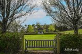 https://images.listonce.com.au/custom/160x/listings/111-muntzs-road-woodend-vic-3442/675/01896675_img_17.jpg?IU3mb5DL_XA