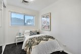 https://images.listonce.com.au/custom/160x/listings/111-park-street-st-kilda-west-vic-3182/396/01572396_img_09.jpg?roUsP_AhI6k