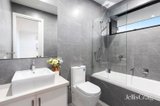 https://images.listonce.com.au/custom/160x/listings/111-railway-avenue-ashwood-vic-3147/433/01906433_img_11.jpg?8GhEja_jNgg