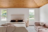 https://images.listonce.com.au/custom/160x/listings/111-station-street-carlton-vic-3053/570/01932570_img_07.jpg?skS-82Nt598