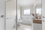 https://images.listonce.com.au/custom/160x/listings/111-woodbine-grove-chelsea-vic-3196/835/01642835_img_15.jpg?a4y6nSwJtAk